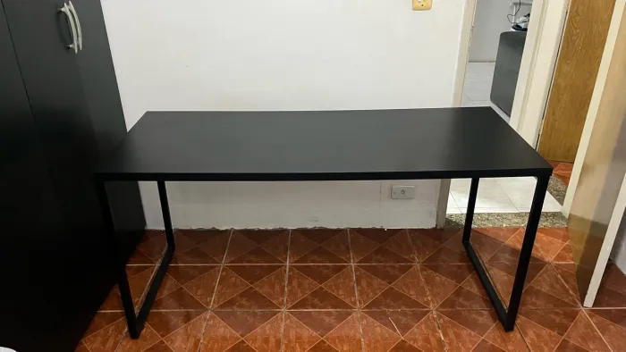 Mesa escrivaninha kuadra 150cm