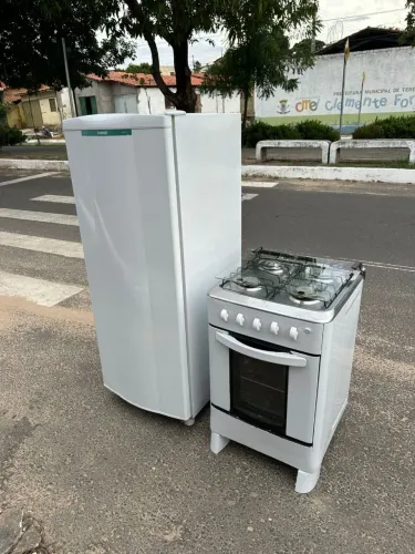 Geladeira e fogão