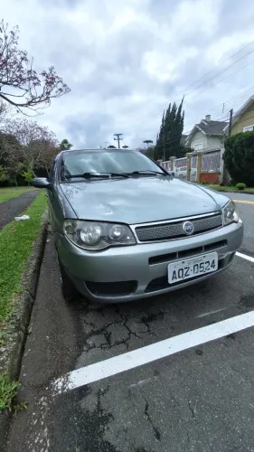 Fiat Siena HLX 1.8 MPI Flex 8V 4P 2007