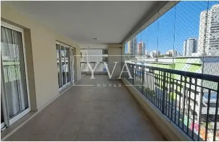 Apartamento com 310 m², 4 quartos sendo 4 suítes para alugar no bairro Chácara Flora