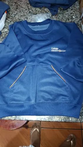 Uniforme escolar Chromos