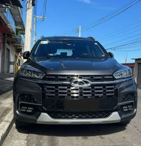 Vendo carro para quem tem bom gosto  cinco pneus novos 