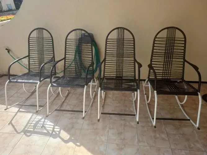 CONJUNTO 4 CADEIRA DE BALANÇO