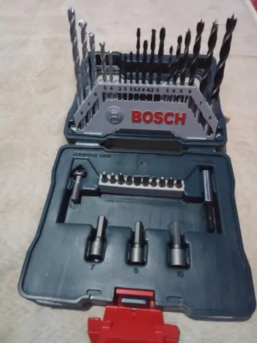 Kit de Brocas Bosch 33 Peças com Maleta