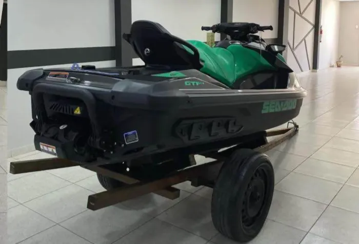 Jet-ski Seaado 170 faço preço