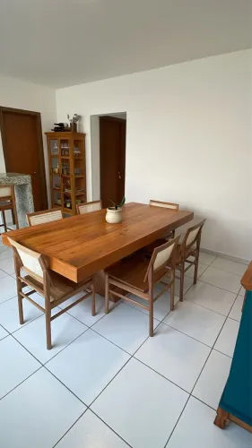Mesa madeira demolição