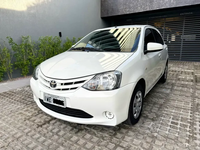 Toyota Etios XS 1.5 Flex 16V 5P Mec. 2015