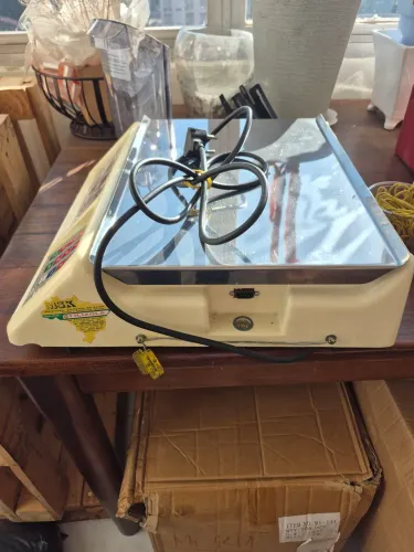 Balança triunfo. 20g a 6kg. visor dos dois lados