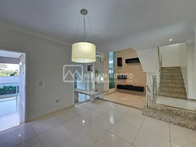 CASA CONDOMINIO GOLDEN PARK