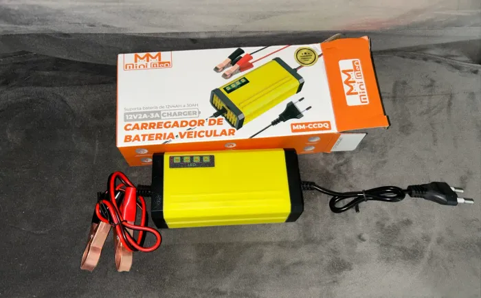 Carregador de Bateria Automotivo
