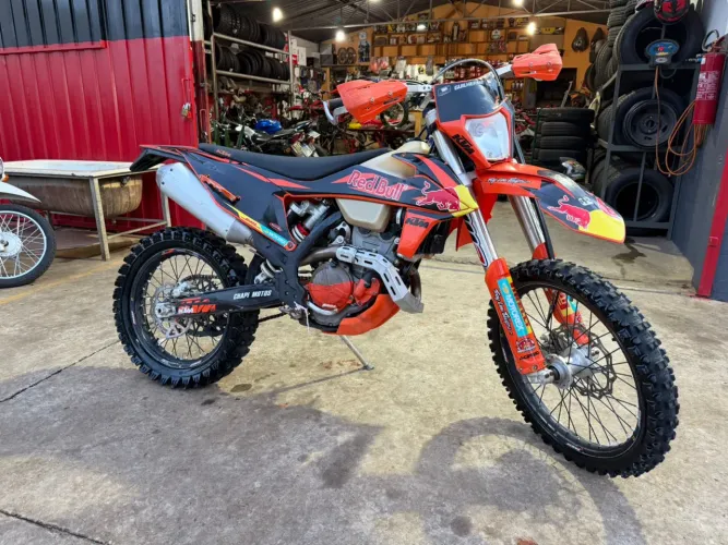 Vendo ou troco ktm 250