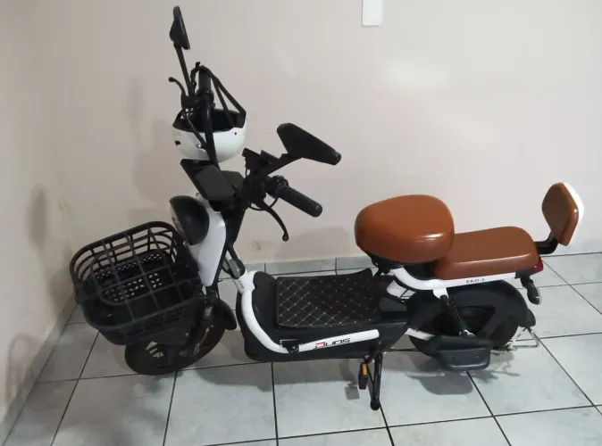 Vendo Scooter elétrica