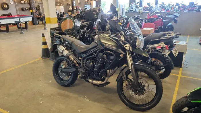 Triumph Tiger 800xc extraordinária 