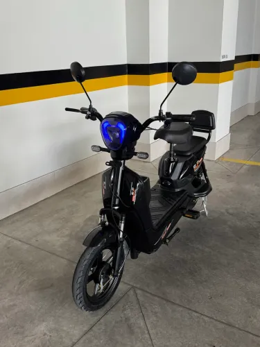 SCOOTER ELÉTRICA 500w NOVA