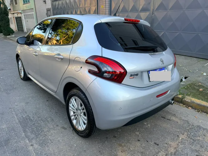Peugeot 208 Allure 1.6 Flex 16V 5P Aut. 2017