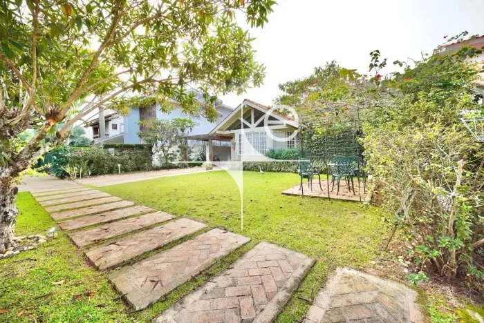 Casa de 3 quartos em Jurerê Internacional, Florianópolis