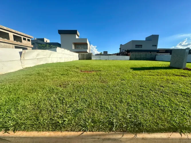 Terreno à Venda no Jardins França | Goiânia GO | Condomínio Fechado de Alto Padrão