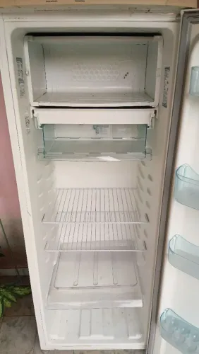 Geladeira Consul RDE 30 Super - Funcionando Perfeitamente (Ler Descrição)