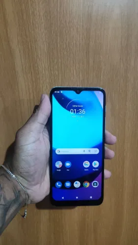 Motorola E20