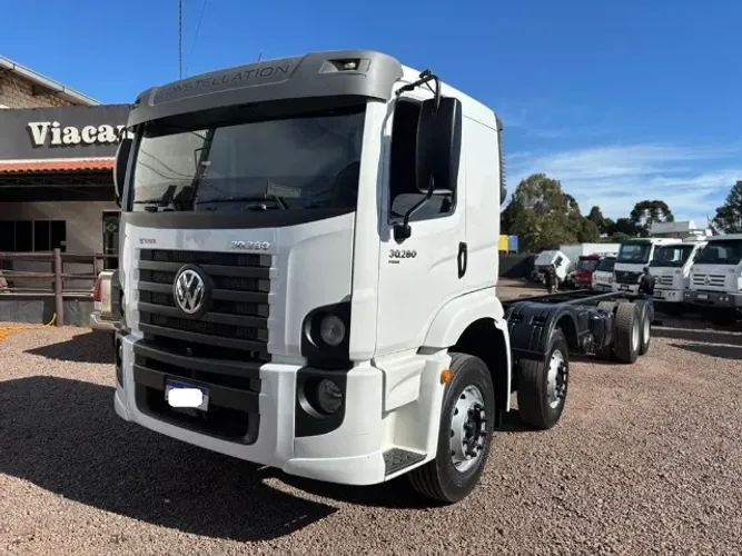 VW 30280 8x2 21/22 263.000 Km Top R$ 450.000,00 av