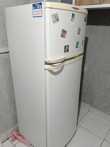 Geladeira Brastemp 330