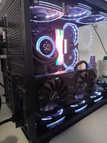 Placa de video Rx 6600XT 8gb