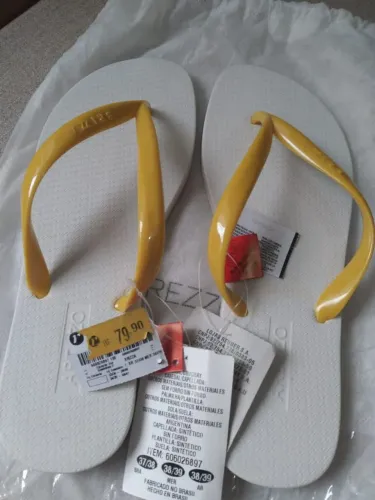 Chinelo de dedo Arezzo