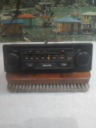 Radio Automotivo Philips 371, funcionando Am e Fm.