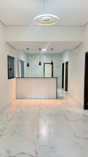 QR 516 samambaia sul! Excelente casa 3 quartos! Suite! Aceita financiamento! Confira!