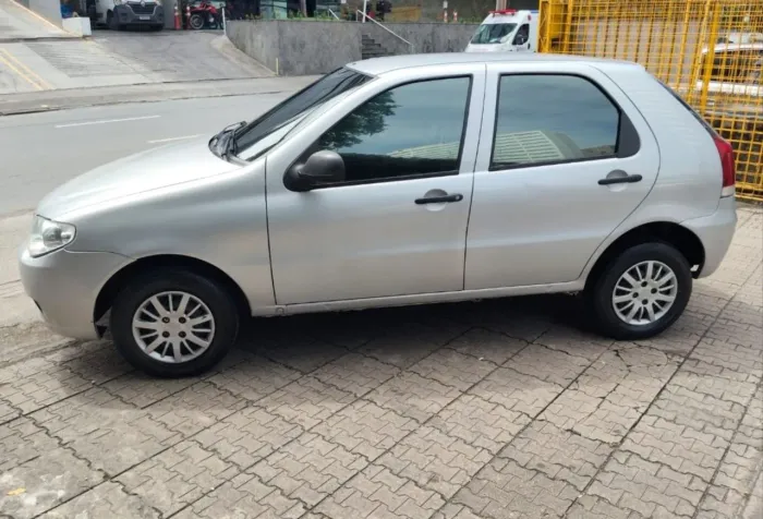 Fiat Palio 1.0/ Trofeo 1.0 Fire/ Fire Flex 4P 2015