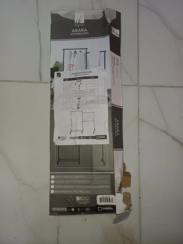 Vendo arara de roupas nova