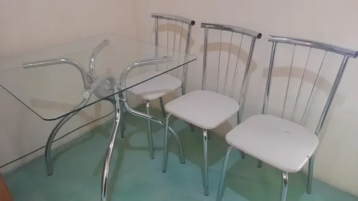 Mesa de Vidro em Alumínio