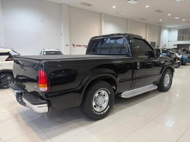 Ford F-250 XLT 4.2 180cv CD TB Diesel 2002
