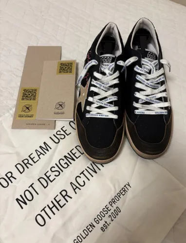 Golden Goose Ballstar