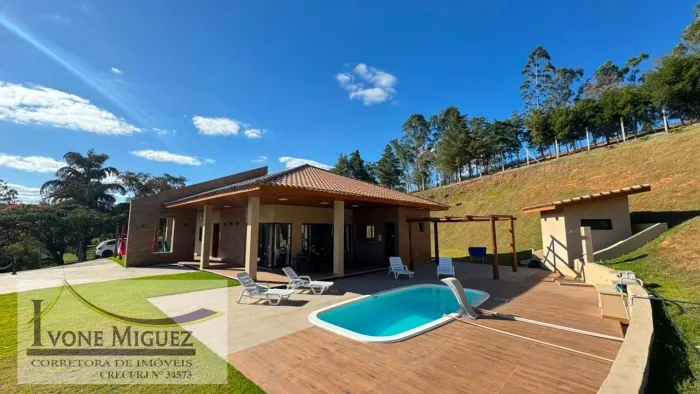 Casa em Andrade Costa - Vassouras