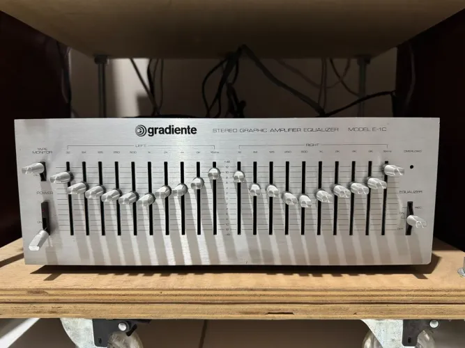 Equalizador Gradiente E-1C E 1C (Ñ Cygnus, sansui, Polyvox)