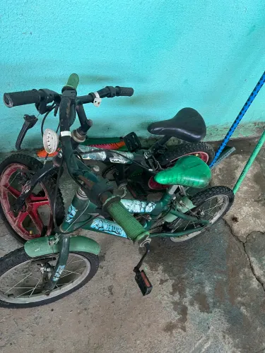 Bicicletas infantis - 2 unidades por R$ 250