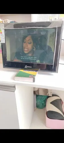 TV/MONITOR LENOXX 12" (tela com esse detalhe)