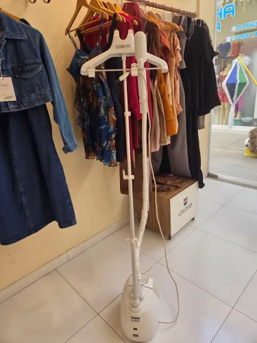 Passador de Roupa a Vapor Conair