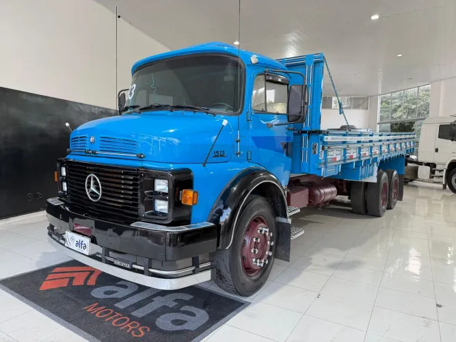 MB 1513 1983 CARROCERIA NOVA 