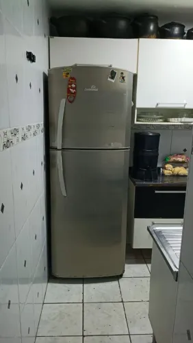 Vendo geladeira continental no precinho