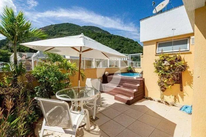 Cobertura com 3 dormitórios à venda, 179 m² por R$ 1.475.000,00 - Itacoatiara - Niterói/RJ