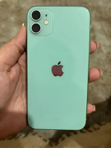 Iphone 11 128GB Verde R$1.150