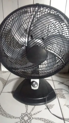 Vendo Ventilador Mondial em ótimas condições 