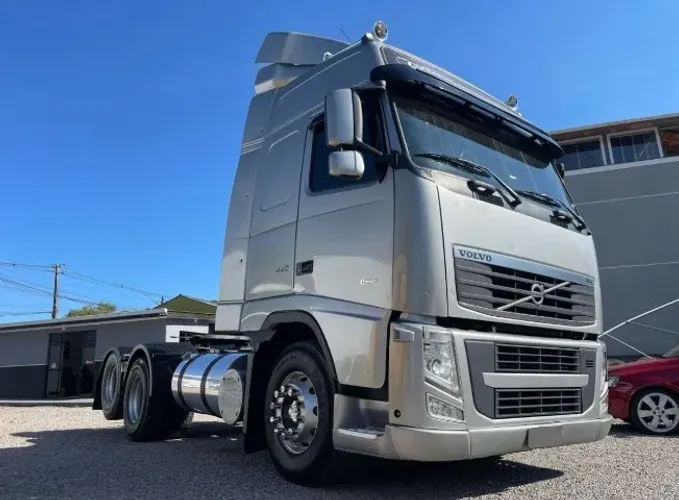 volvo fh 440 6x2 ano 2011