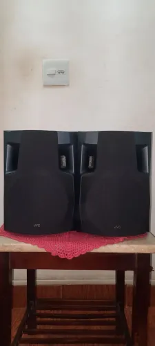 Caixas acústicas jvc em bom estado