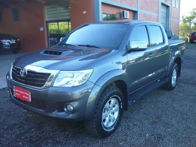 Toyota Hilux CD SRV D4-d 4X4 3.0 TDI Diesel AUT 2014
