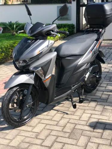 Vendo Neo 125 modelo 2017