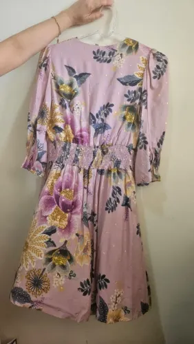 Roupas semi novas