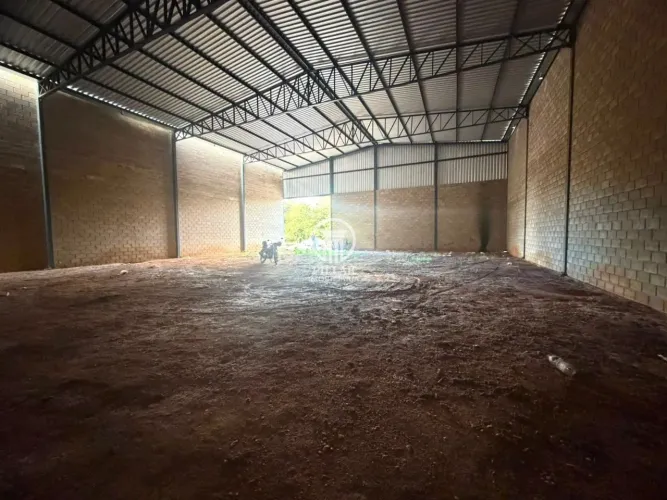 GALPÃO NOVO PARA LOCAÇÃO NO BAIRRO DELFINO MAGALHÃES - MONTES CLAROS/MG
